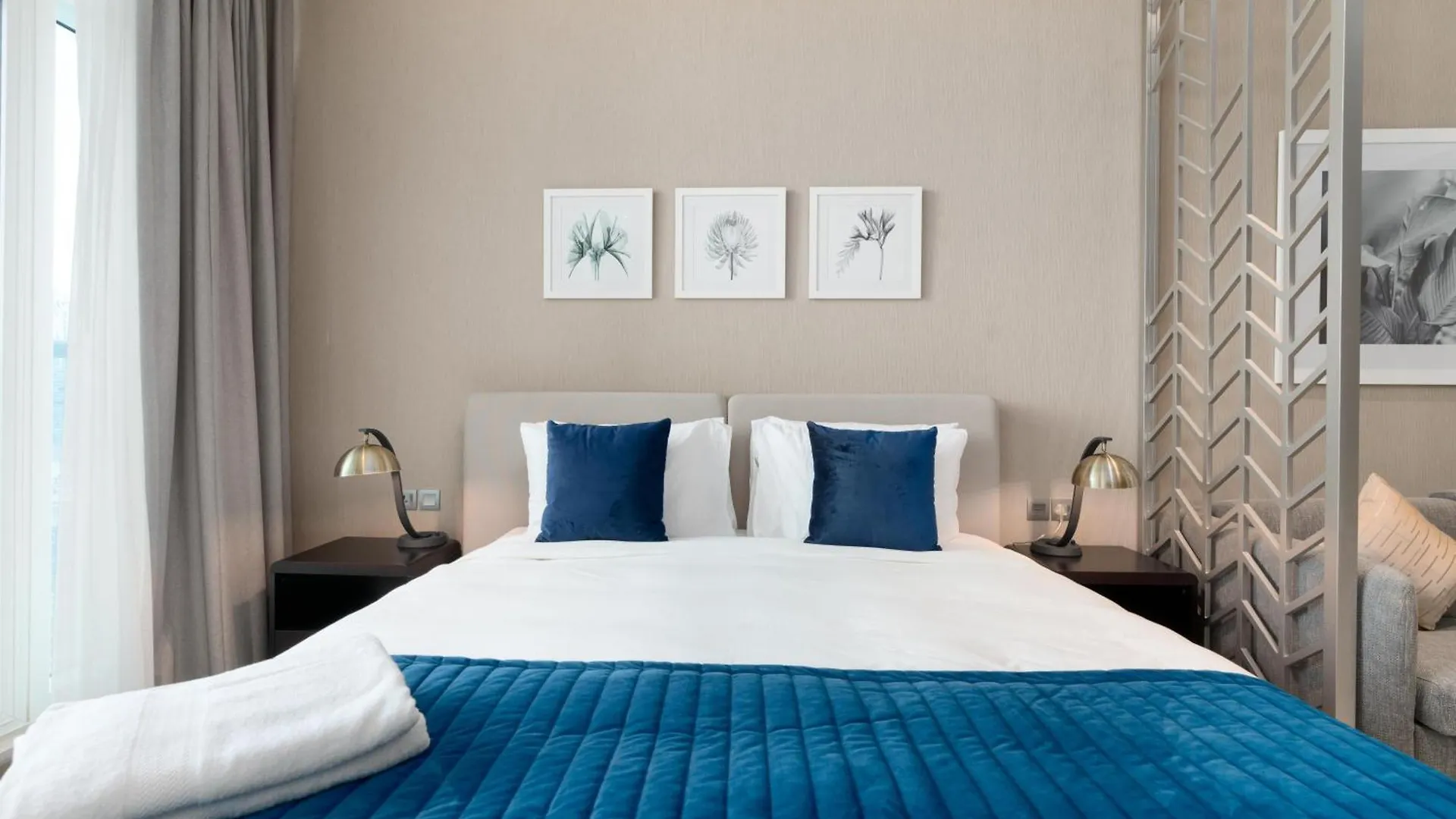 Mystic - Damac Maison Prive Tower A Dubaj
